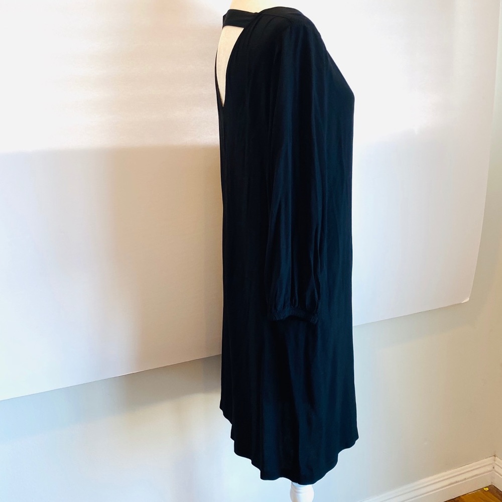 GAP Black Sheath *3/$20 Sale* - Picture 6 of 7